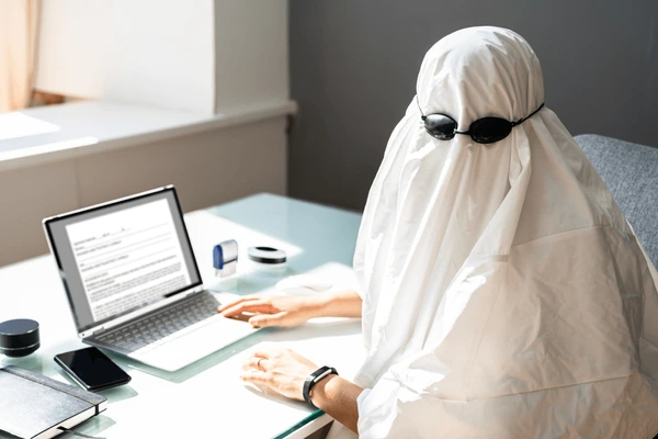 Is it Legal or Ethical to Hire a Ghostwriter?